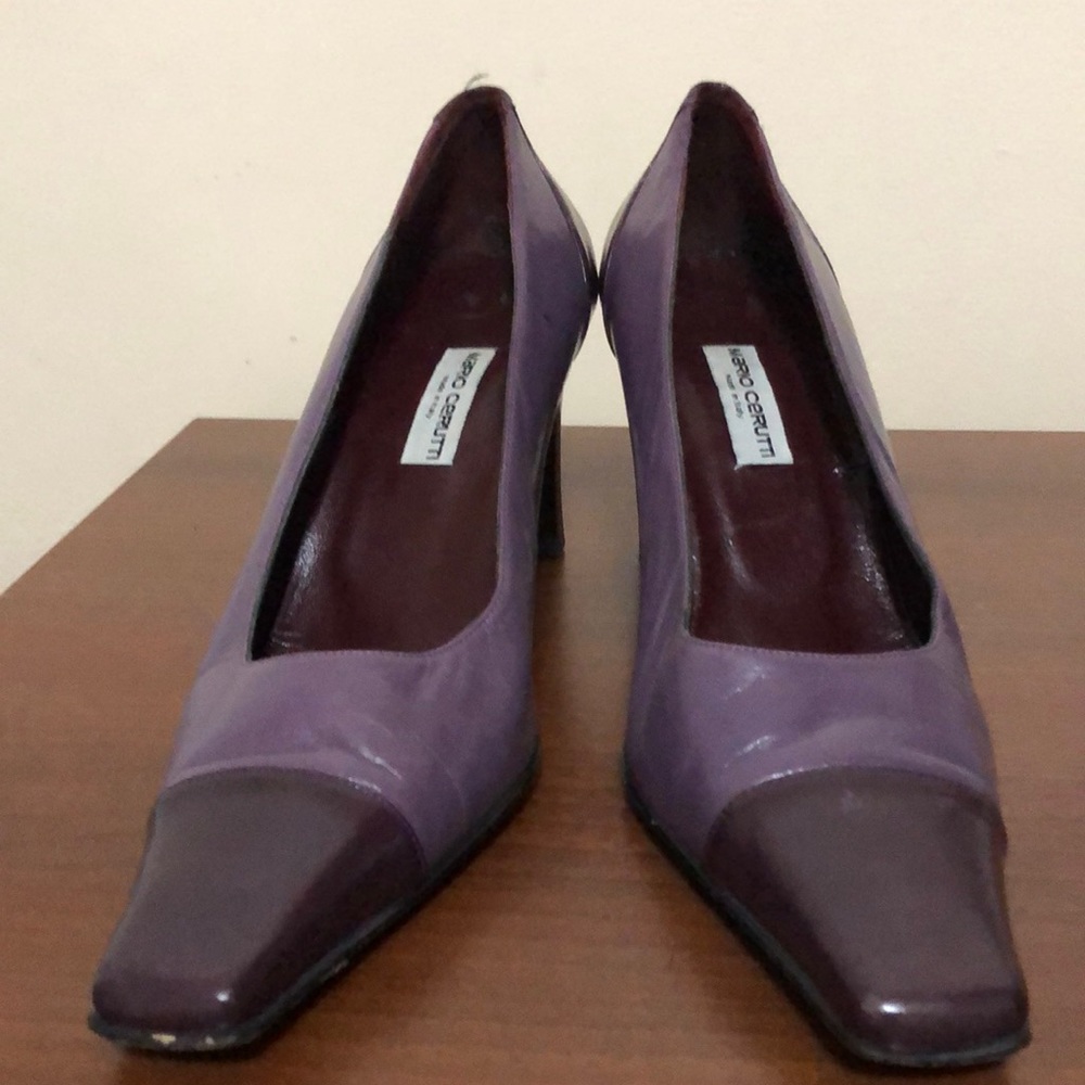 Two colors combined (dark & light lilac) leather heels, gently worn, no damage
